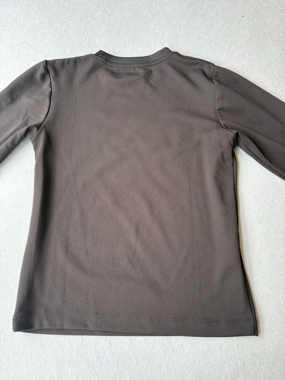 Nike Boys "Just Do It" Textured Dri-FIT Long Sleeve T-shirt Sz 7 - Picture 7 of 7